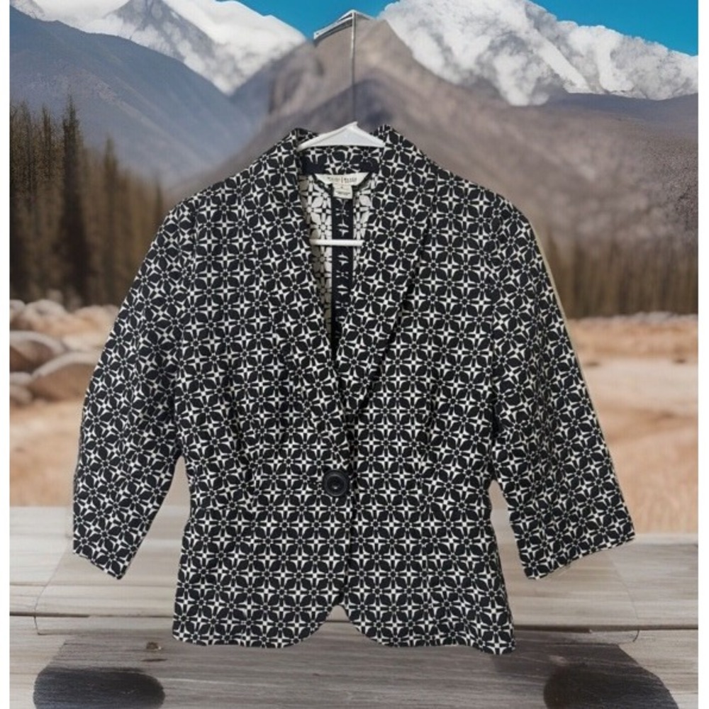 White House Black Market Fashion Blazer 6 Black Geometric 3/4 Slveeve officecore